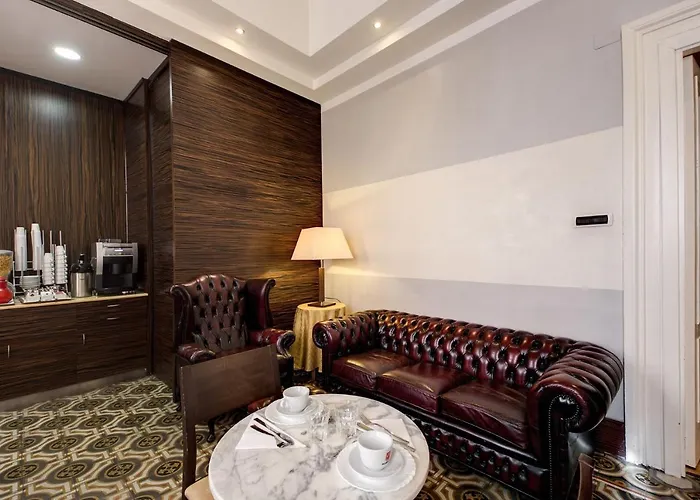 939 Hotel
